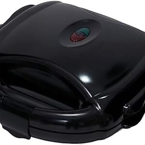 Amazon Basics Waffle, Sandwich Maker and Grill 3-in-1 Black, 700W